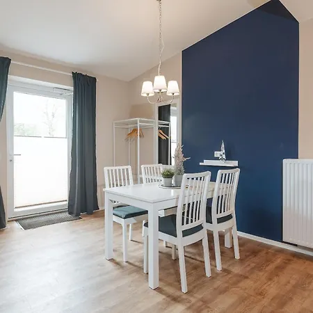 Am Erdbeerhof * Rovershagen